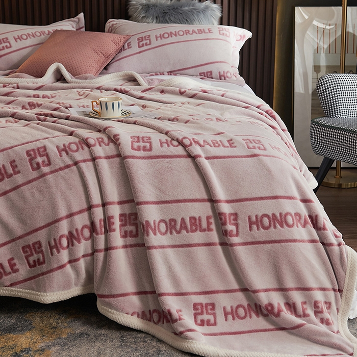 91家纺网 家纺一手货源 找家纺 早晨家纺 2025新款北影款-印花单层毛毯 北影字母-豆沙