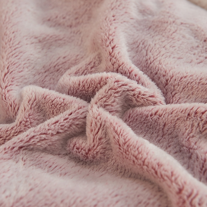 91家纺网 家纺一手货源 找家纺 早晨家纺 2025新款北影款-印花单层毛毯 北影字母-豆沙