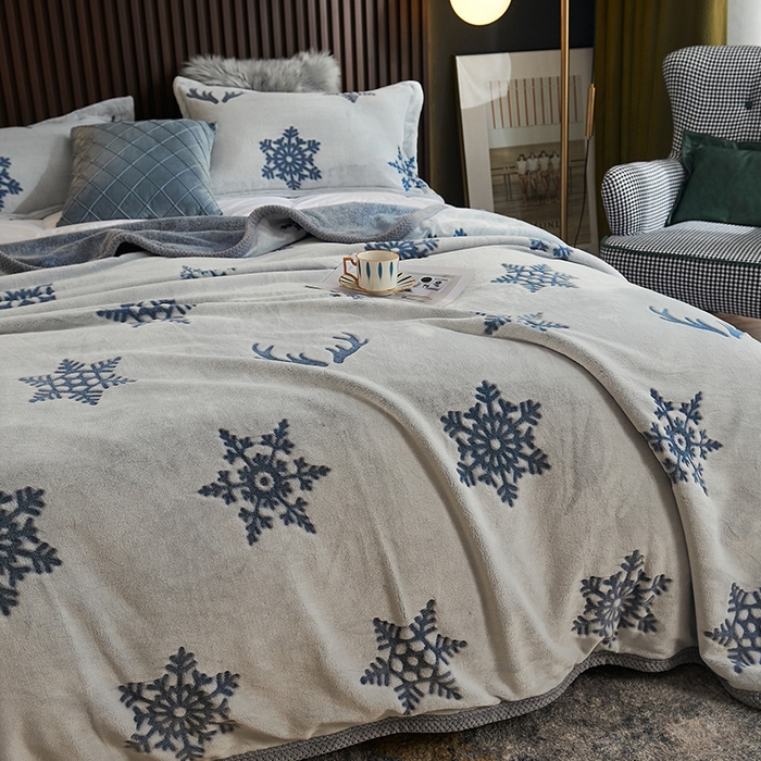 91家纺网 家纺一手货源 找家纺 早晨家纺 2025新款北影款-印花单层毛毯 北影雪花-蓝