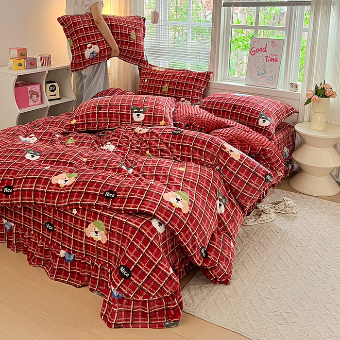 91家纺网 家纺一手货源 找家纺 （总）仟网汇 2025新款牛奶绒豆豆绒床盖四件套