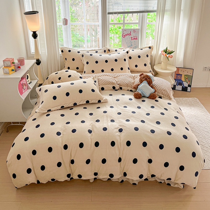 91家纺网 家纺一手货源 找家纺 仟网汇 2025新款牛奶绒豆豆绒床盖四件套 奶茶啵啵