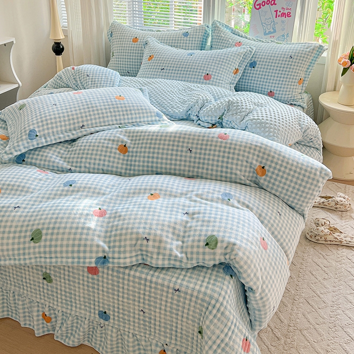 91家纺网 家纺一手货源 找家纺 仟网汇 2025新款牛奶绒豆豆绒床盖四件套 蓝格南瓜