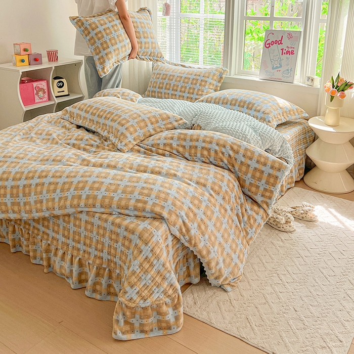 91家纺网 家纺一手货源 找家纺 仟网汇 2025新款牛奶绒豆豆绒床盖四件套 简爱