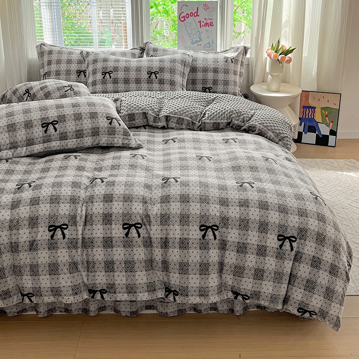 91家纺网 家纺一手货源 找家纺 仟网汇 2025新款牛奶绒豆豆绒床盖四件套 蝴蝶结