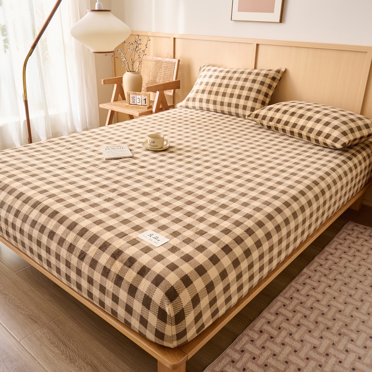 91家纺网 家纺一手货源 找家纺 早晨家纺 2025新款野牧款高克重牛奶绒印花单床笠 野牧-咖小格