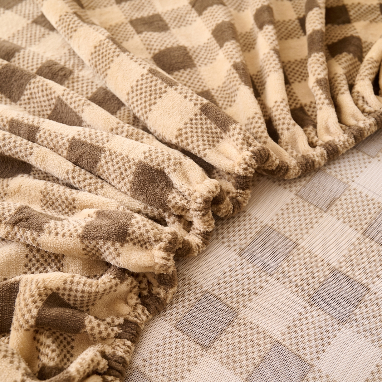 91家纺网 家纺一手货源 找家纺 早晨家纺 2025新款野牧款高克重牛奶绒印花单床笠 野牧-咖小格