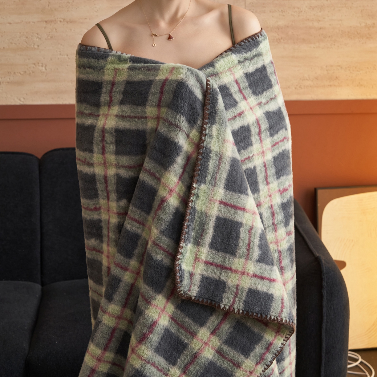 91家纺网 家纺一手货源 找家纺 早晨家纺 2025新款230g双层羊绒牛奶绒毛毯 双层毛毯-雾里青格