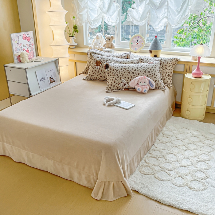 91家纺网 家纺一手货源 找家纺 仟网汇 2025新款双面牛奶绒四件套 布偶兔兔