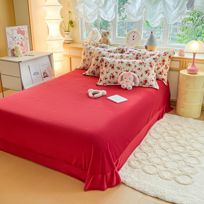 91家纺网 家纺一手货源 找家纺 仟网汇 2025新款双面牛奶绒四件套 花妖- 白