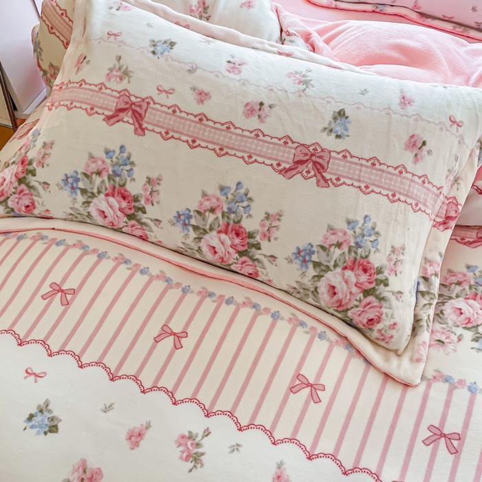 91家纺网 家纺一手货源 找家纺 仟网汇 2025新款双面牛奶绒四件套 欧风花影