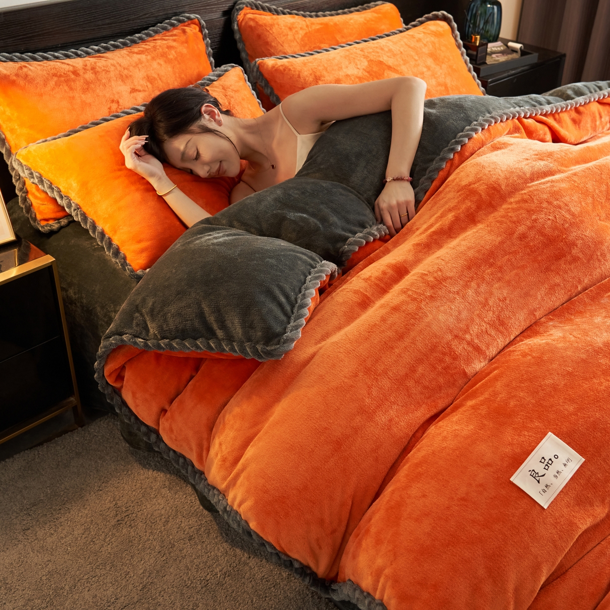 早晨家纺 2025新款黑金牛奶绒纯色-单被套系列风格1 黑金-桔色