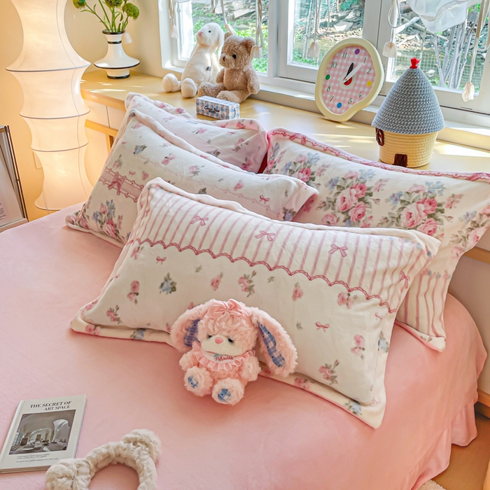 91家纺网 家纺一手货源 找家纺 仟网汇 2025新款双面牛奶绒四件套 欧风花影