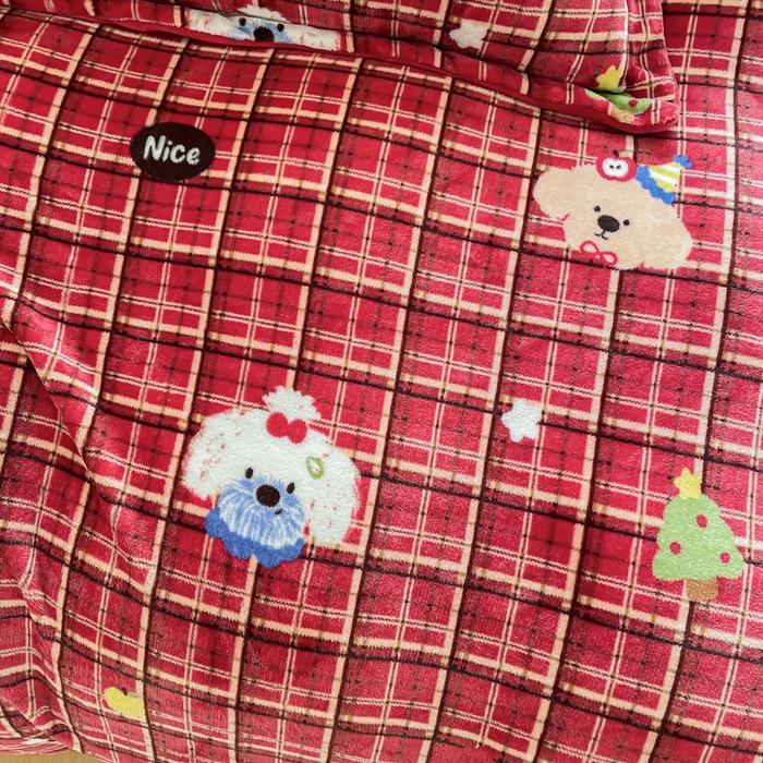 91家纺网 家纺一手货源 找家纺 仟网汇 2025新款双面牛奶绒四件套 圣诞汪