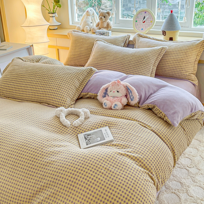 91家纺网 家纺一手货源 找家纺 仟网汇 2025新款双面牛奶绒四件套 复古格