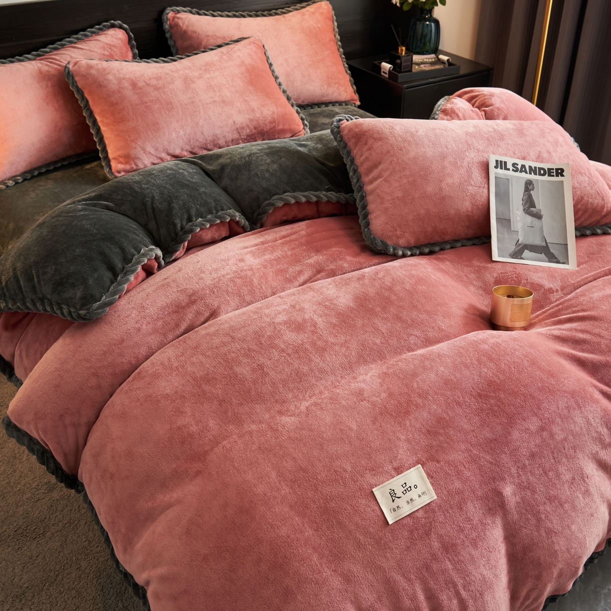 91家纺网 家纺一手货源 找家纺 早晨家纺 2025新款黑金牛奶绒纯色-单被套系列风格1 黑金-豆沙