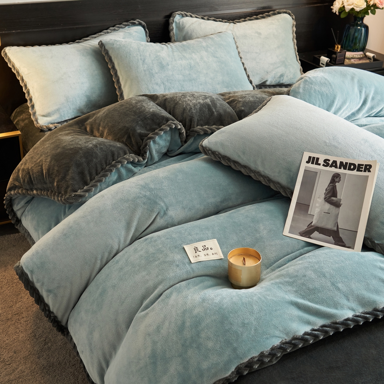 91家纺网 家纺一手货源 找家纺 早晨家纺 2025新款黑金牛奶绒纯色-单被套系列风格1 黑金-孔蓝