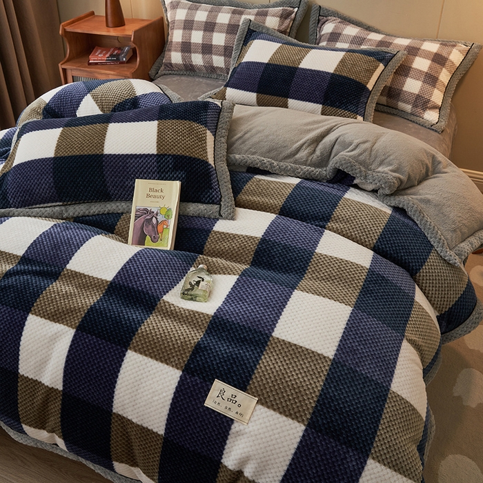 91家纺网 家纺一手货源 找家纺 早晨家纺 2025新款豆豆款菠萝格-单被套 豆豆绒-大方格蓝