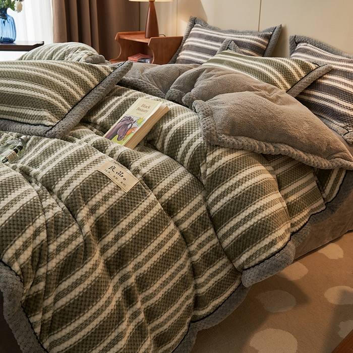 91家纺网 家纺一手货源 找家纺 早晨家纺 2025新款豆豆款菠萝格-单被套 豆豆绒-绿条