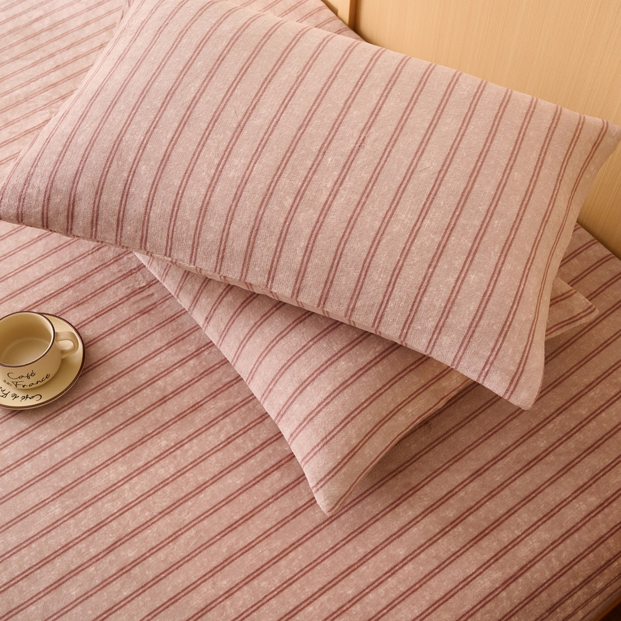 91家纺网 家纺一手货源 找家纺 早晨家纺 2025新款野牧款高克重牛奶绒印花单床笠 野牧-竖条咖