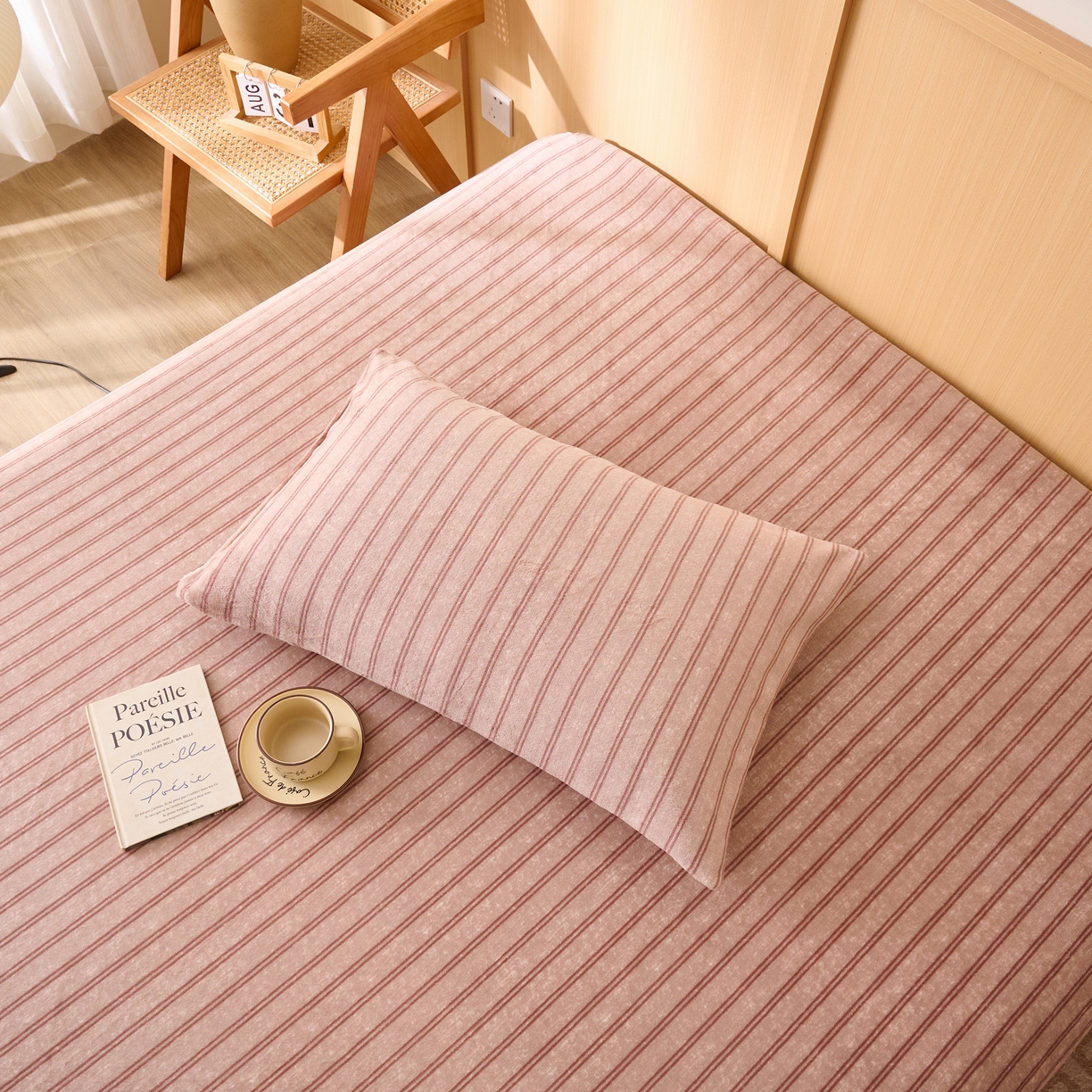 91家纺网 家纺一手货源 找家纺 早晨家纺 2025新款野牧款高克重牛奶绒印花单床笠 野牧-竖条咖