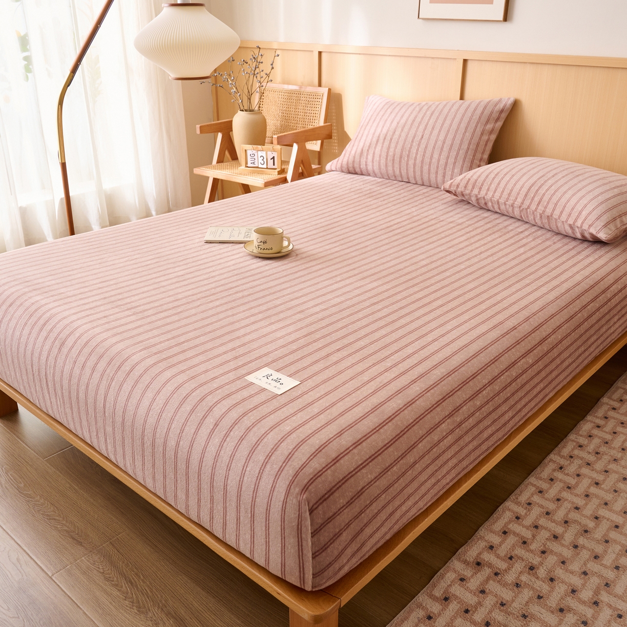 91家纺网 家纺一手货源 找家纺 早晨家纺 2025新款野牧款高克重牛奶绒印花单床笠 野牧-竖条咖