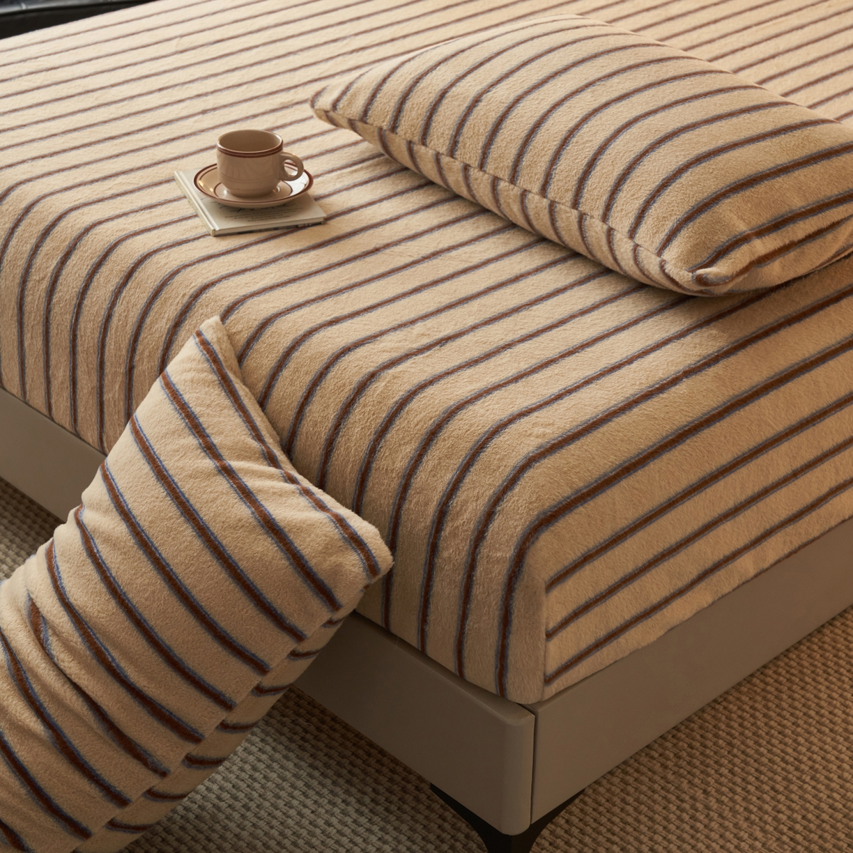 91家纺网 家纺一手货源 找家纺 早晨家纺 2025新款未末款仿羊绒牛奶绒床笠 未末-暖棕