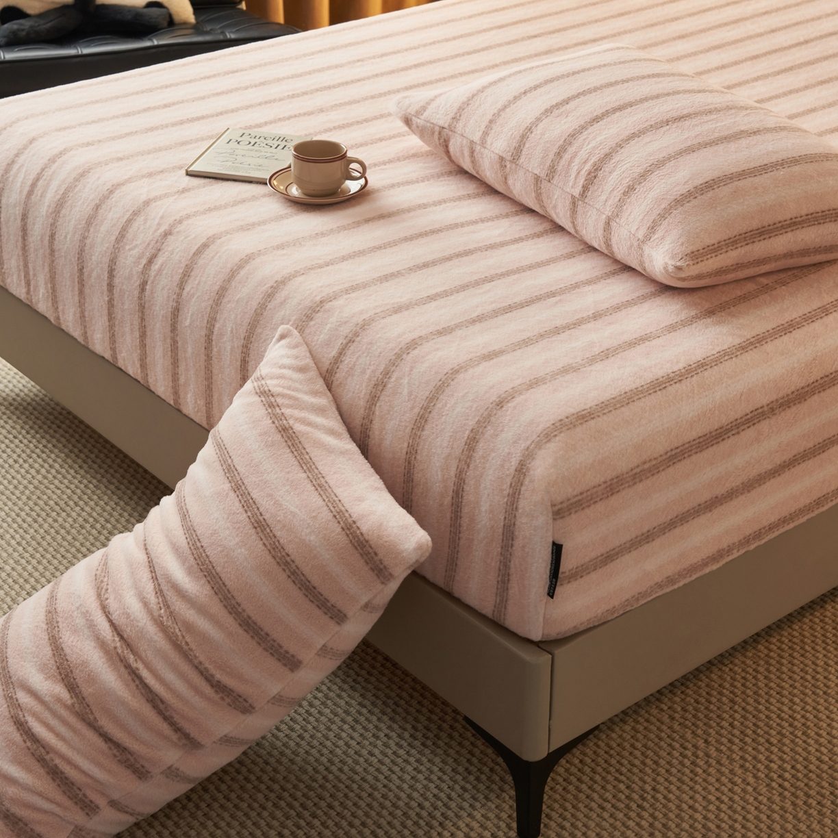 91家纺网 家纺一手货源 找家纺 早晨家纺 2025新款未末款仿羊绒牛奶绒床笠 未末-柔粉