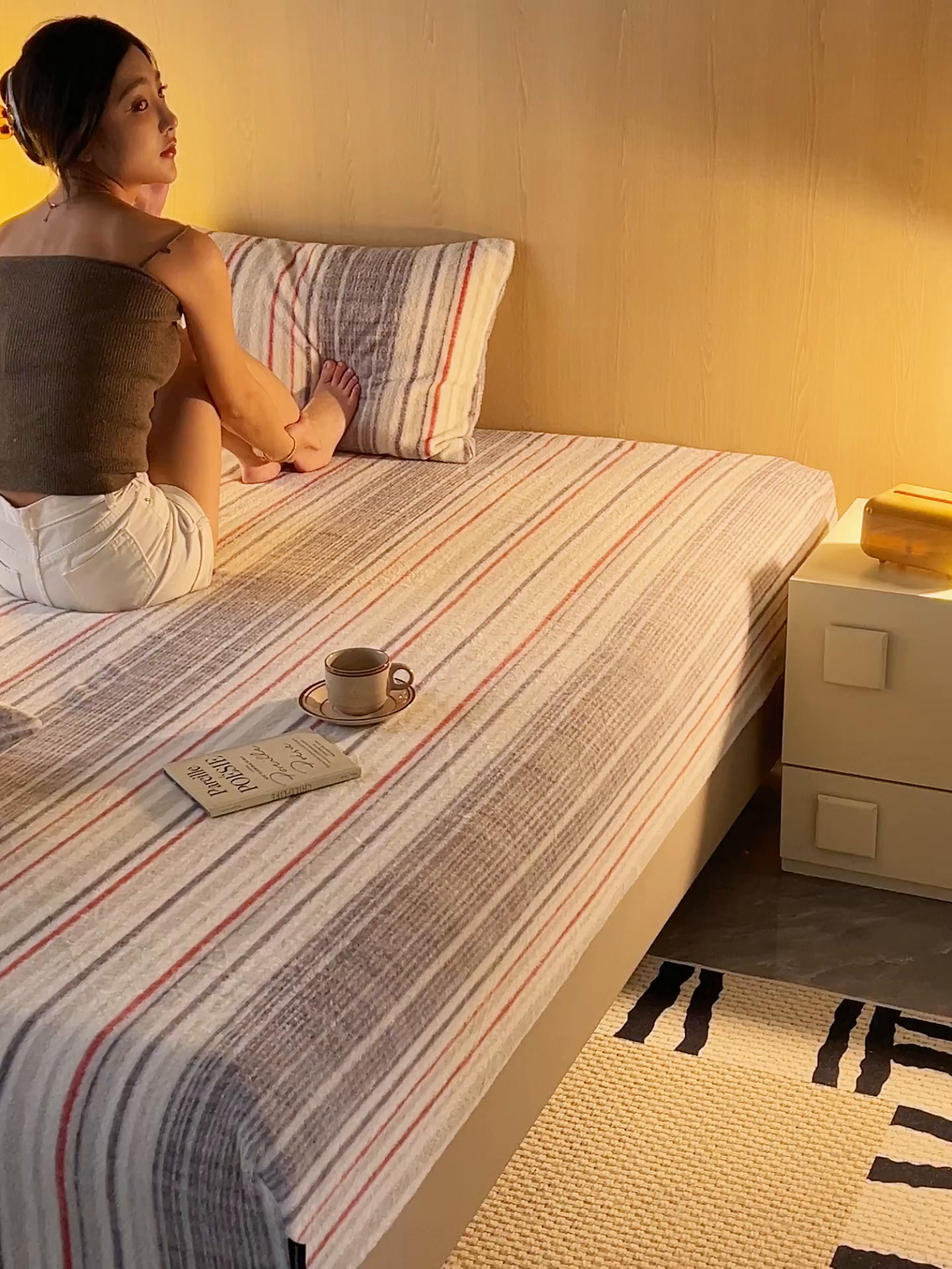 91家纺网 家纺一手货源 找家纺 早晨家纺 2025新款未末款仿羊绒牛奶绒床笠 未末-彩纹