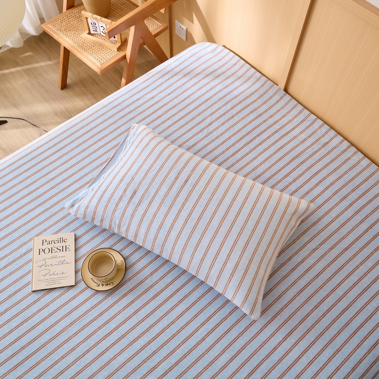 91家纺网 家纺一手货源 找家纺 早晨家纺 2025新款野牧款高克重牛奶绒印花单床笠 野牧-竖条蓝