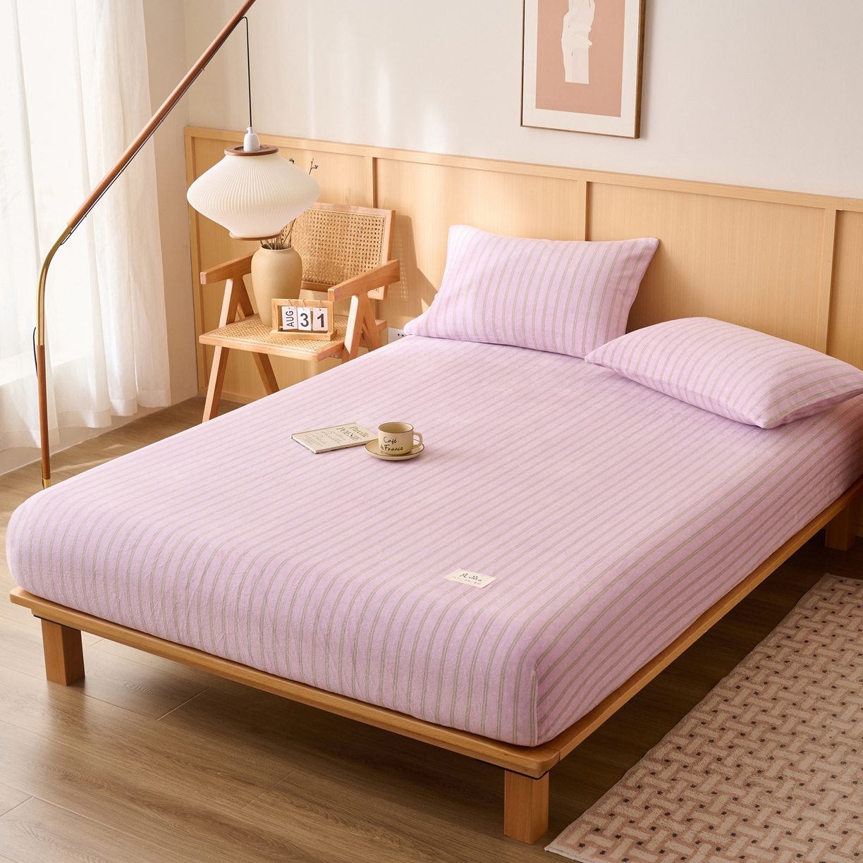 91家纺网 家纺一手货源 找家纺 早晨家纺 2025新款野牧款高克重牛奶绒印花单床笠 野牧-竖条紫粉