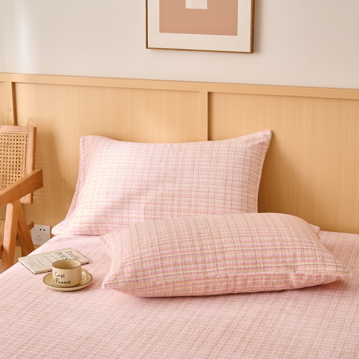 91家纺网 家纺一手货源 找家纺 早晨家纺 2025新款野牧款高克重牛奶绒印花单床笠 野牧-香风粉