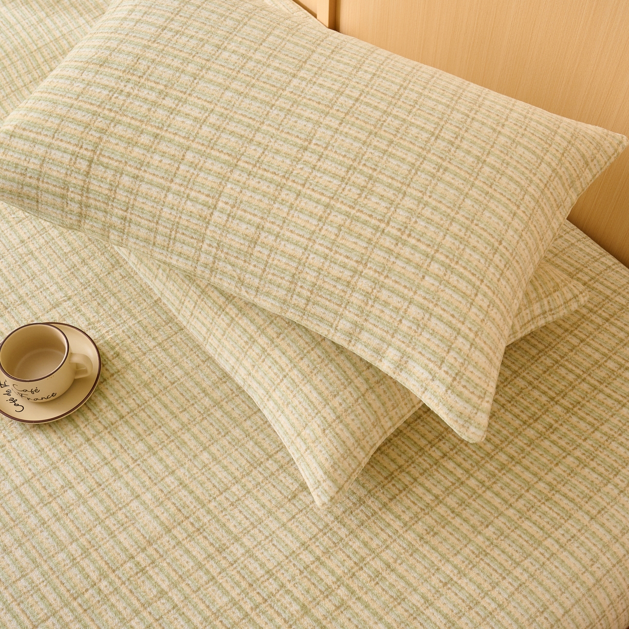 91家纺网 家纺一手货源 找家纺 早晨家纺 2025新款野牧款高克重牛奶绒印花单床笠 野牧-香风黄