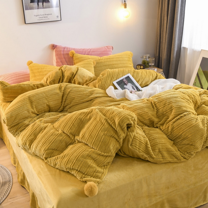 91家纺网 家纺一手货源 找家纺 （总）仟网汇 2025新款热款剪花绒毛毛球绒水晶绒四件套