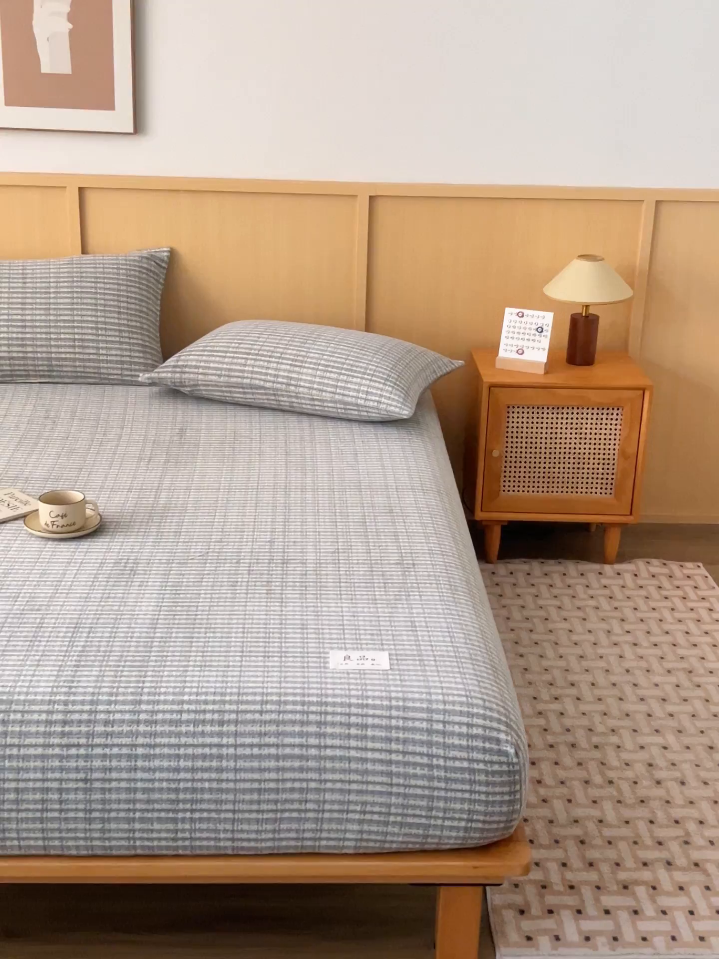 91家纺网 家纺一手货源 找家纺 早晨家纺 2025新款野牧款高克重牛奶绒印花单床笠 野牧-香风灰