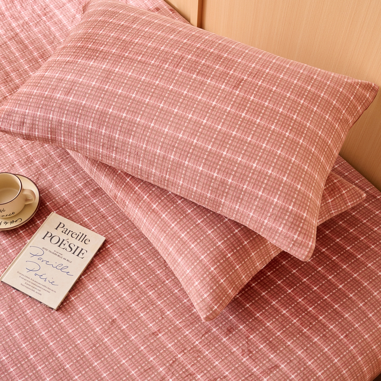 91家纺网 家纺一手货源 找家纺 早晨家纺 2025新款野牧款高克重牛奶绒印花单床笠 野牧-香风焦糖