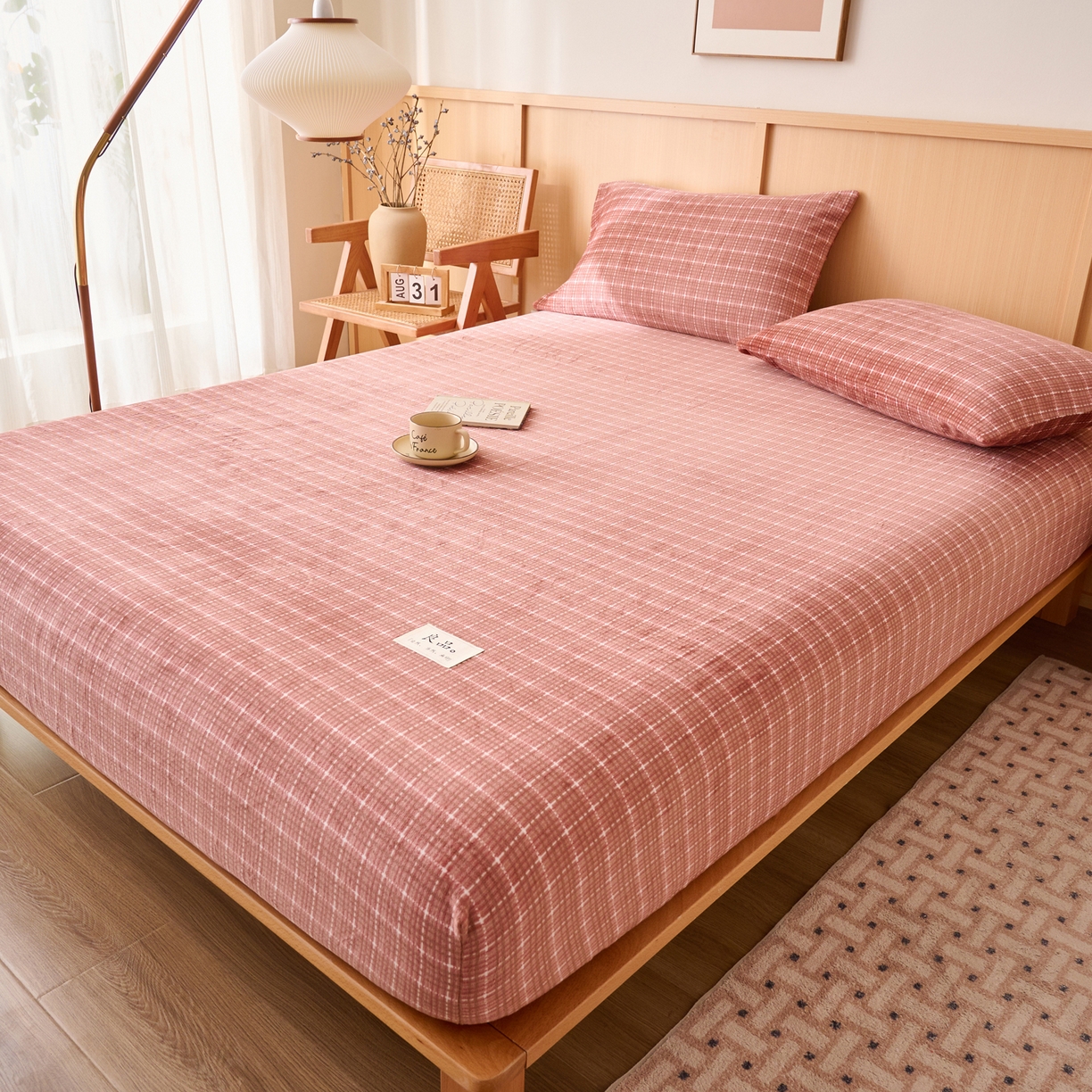 91家纺网 家纺一手货源 找家纺 早晨家纺 2025新款野牧款高克重牛奶绒印花单床笠 野牧-香风焦糖