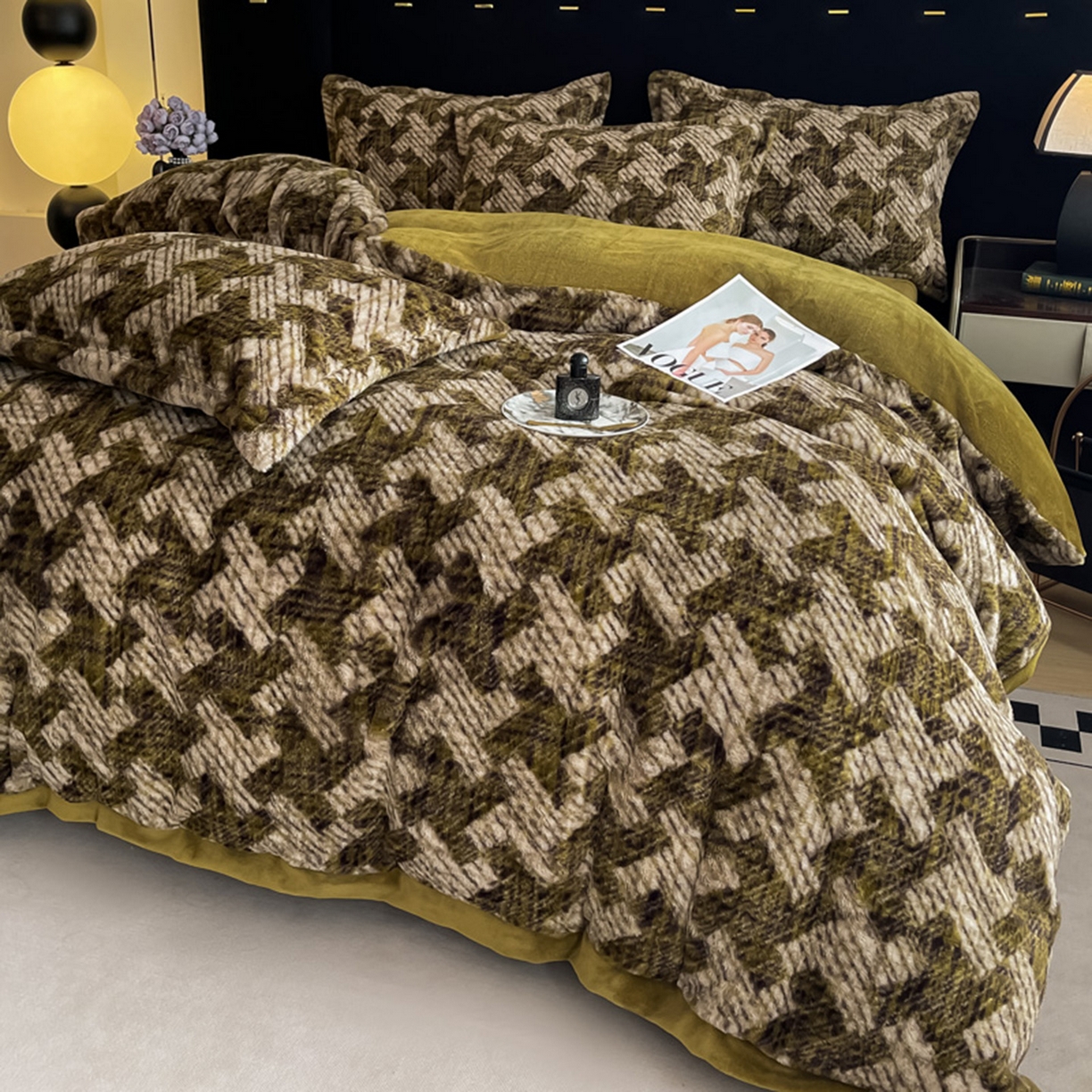 91家纺网 家纺一手货源 找家纺 仟网汇 2025新款加厚兔毛绒法式宽边四件套牛奶绒 绿影阑珊