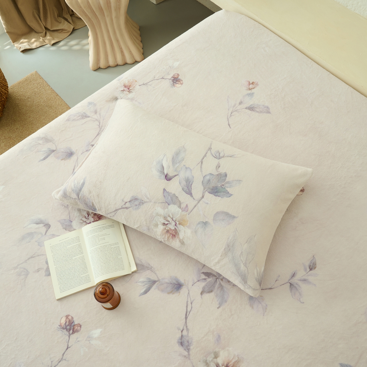 91家纺网 家纺一手货源 找家纺 早晨家纺 2025新款数码印花高克重牛奶单床笠 花影