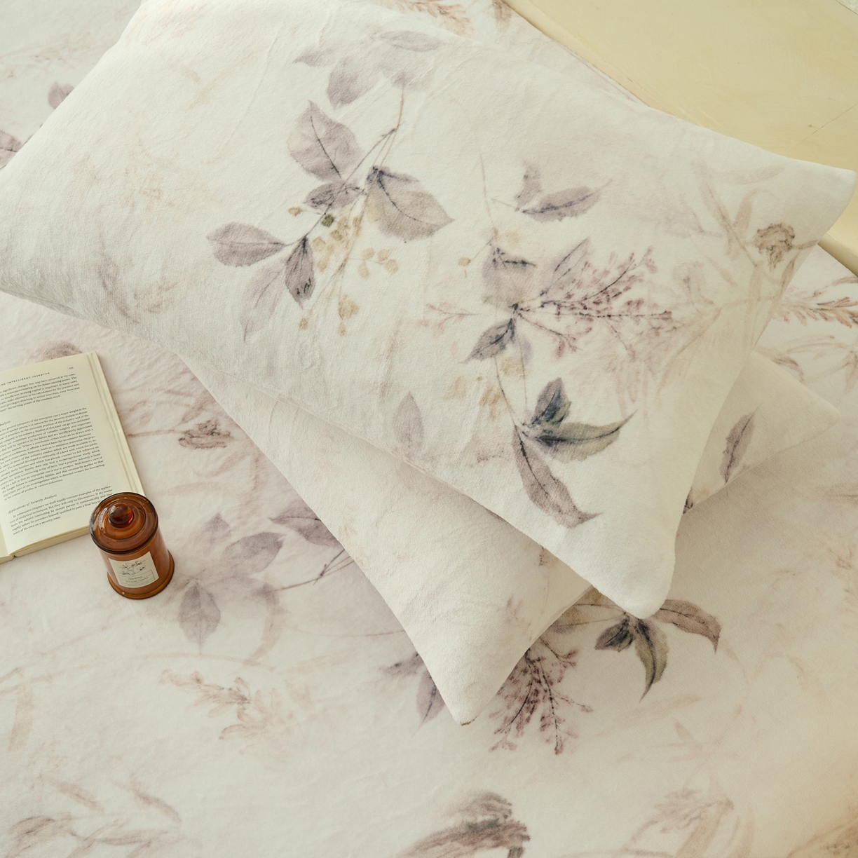 91家纺网 家纺一手货源 找家纺 早晨家纺 2025新款数码印花高克重牛奶单床笠 疏影