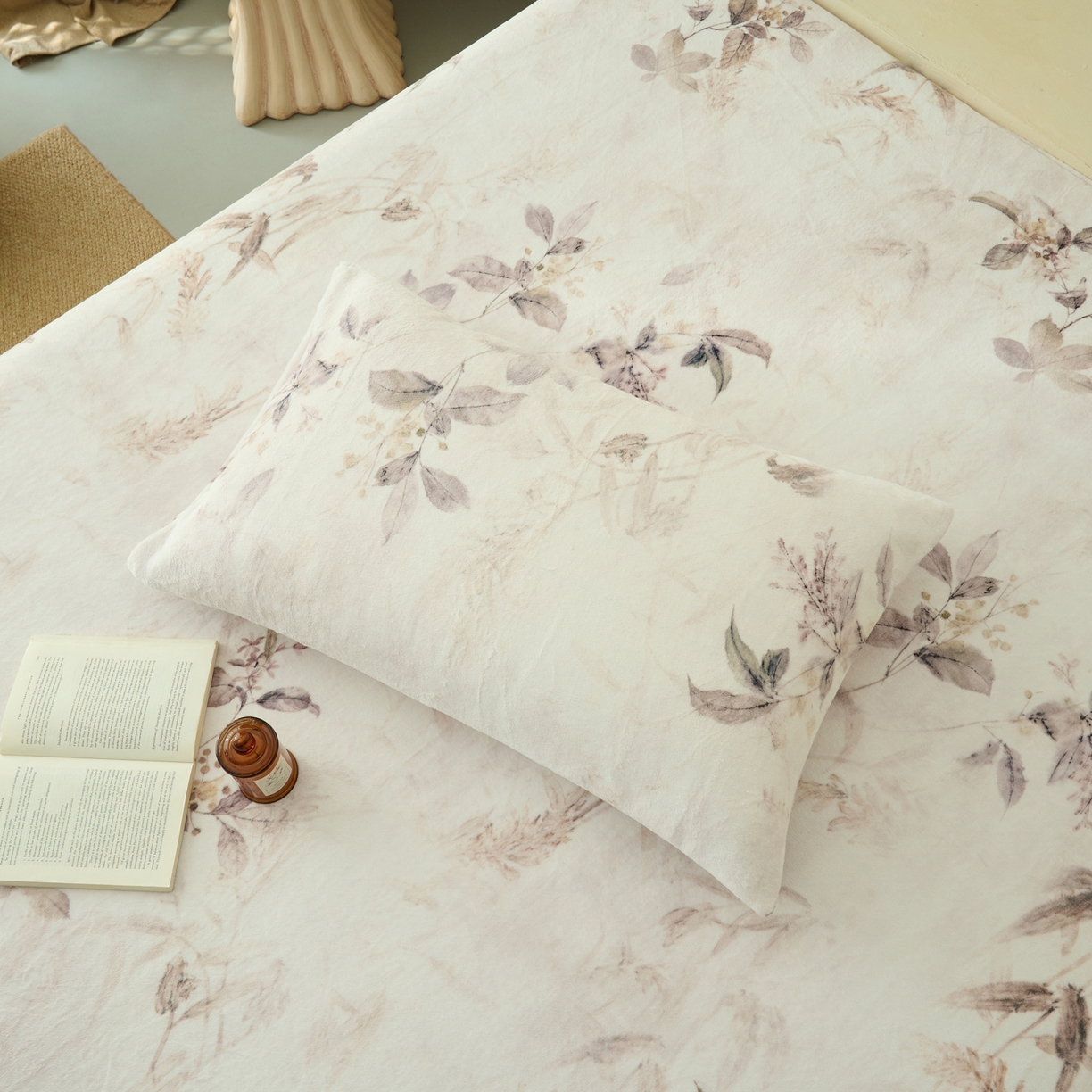 91家纺网 家纺一手货源 找家纺 早晨家纺 2025新款数码印花高克重牛奶单床笠 疏影