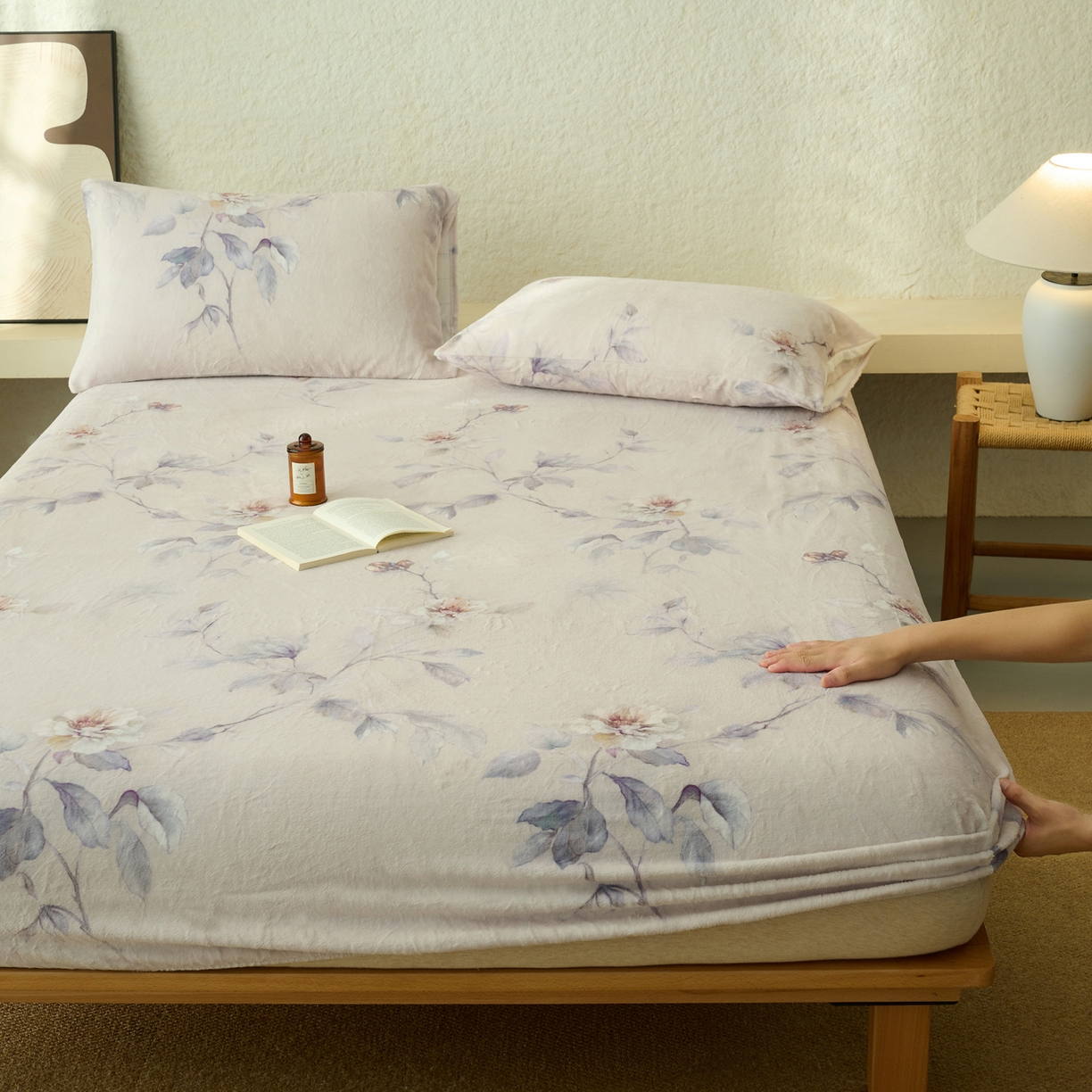 91家纺网 家纺一手货源 找家纺 早晨家纺 2025新款数码印花高克重牛奶单床笠 花影