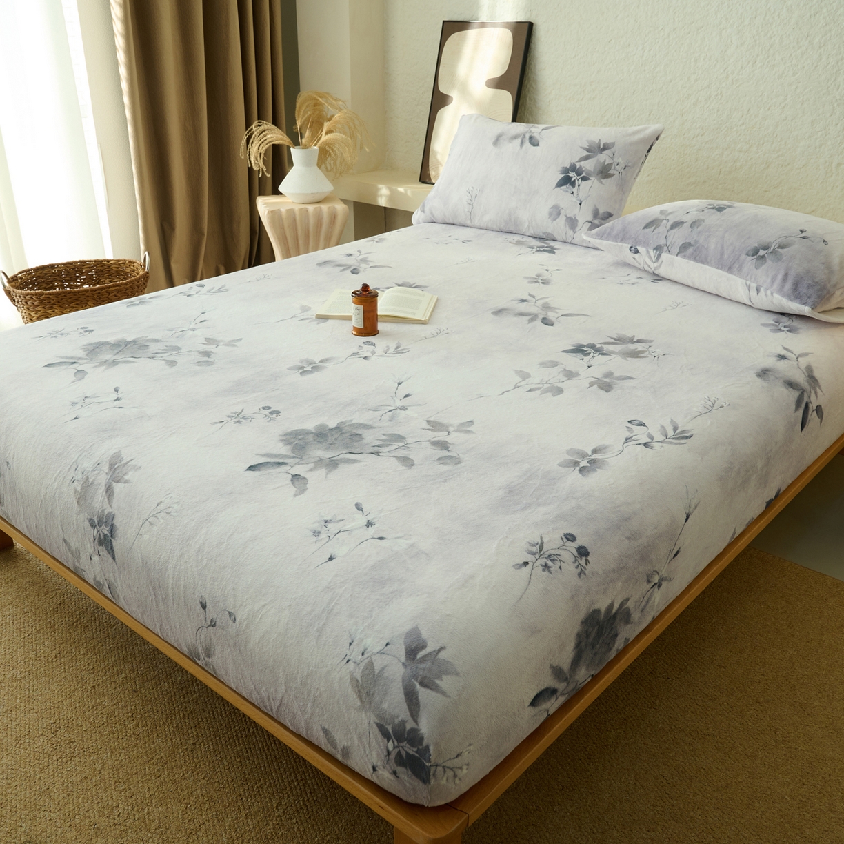 91家纺网 家纺一手货源 找家纺 早晨家纺 2025新款数码印花高克重牛奶单床笠 烟蕊