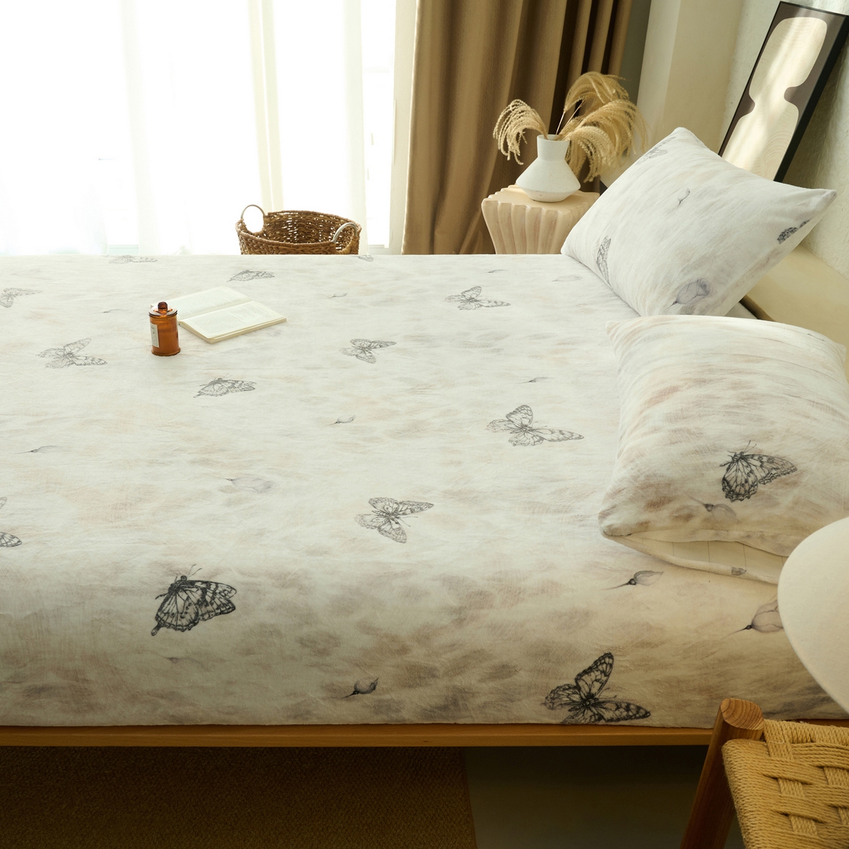 91家纺网 家纺一手货源 找家纺 早晨家纺 2025新款数码印花高克重牛奶单床笠 蝶梦