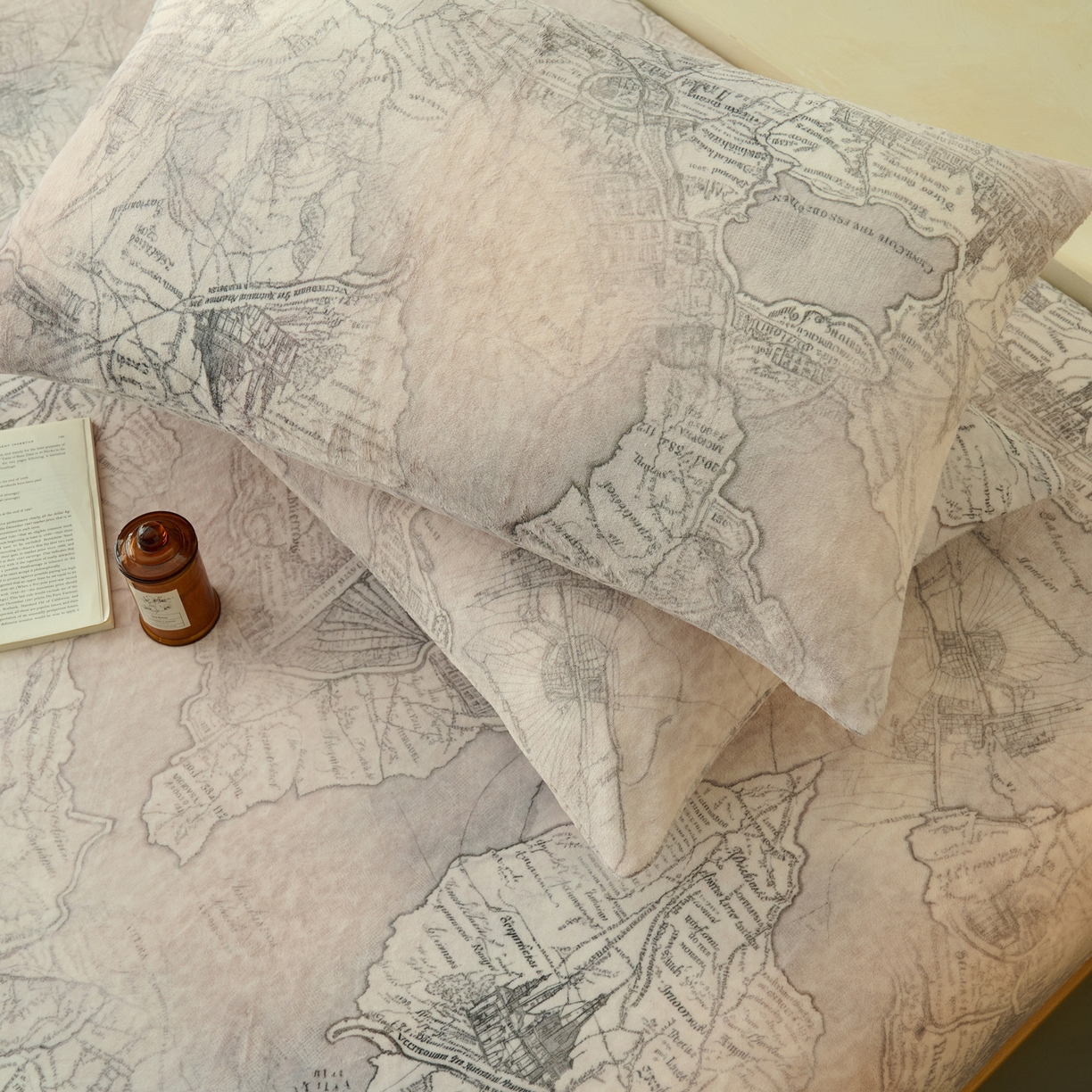 91家纺网 家纺一手货源 找家纺 早晨家纺 2025新款数码印花高克重牛奶单床笠 漫途