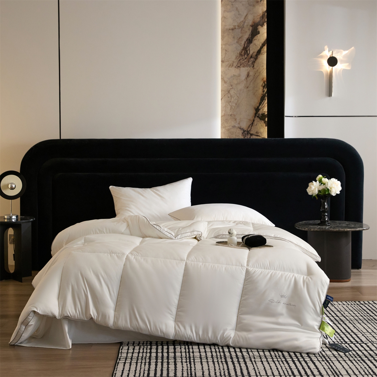 91家纺网 家纺一手货源 找家纺 头等舱 2025新款酒店款净植力抗菌 防螨 防霉 低致敏 立体秋冬被（空镜图） 珍珠白