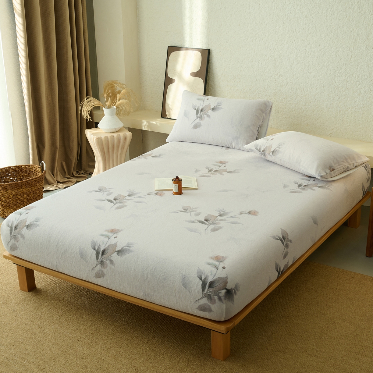 91家纺网 家纺一手货源 找家纺 早晨家纺 2025新款数码印花高克重牛奶单床笠 浅蕊