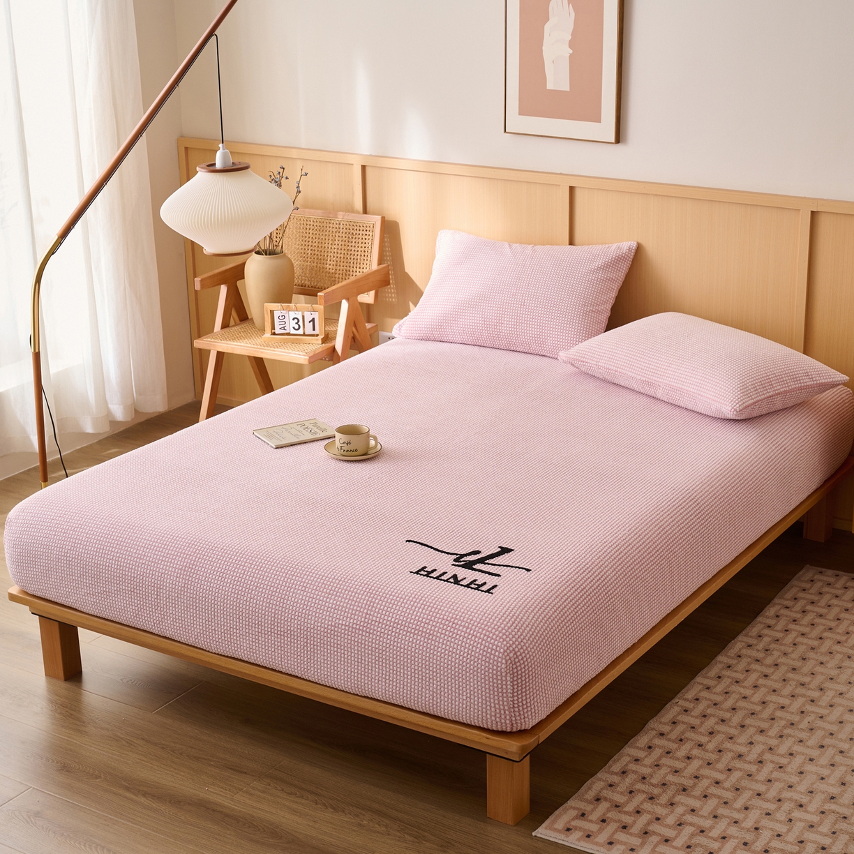 91家纺网 家纺一手货源 找家纺 早晨家纺 2025新款深蓝款高克重牛奶绒阳离子提花单床笠 深蓝-豆沙