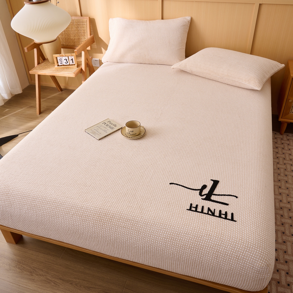 91家纺网 家纺一手货源 找家纺 早晨家纺 2025新款深蓝款高克重牛奶绒阳离子提花单床笠 深蓝-黄