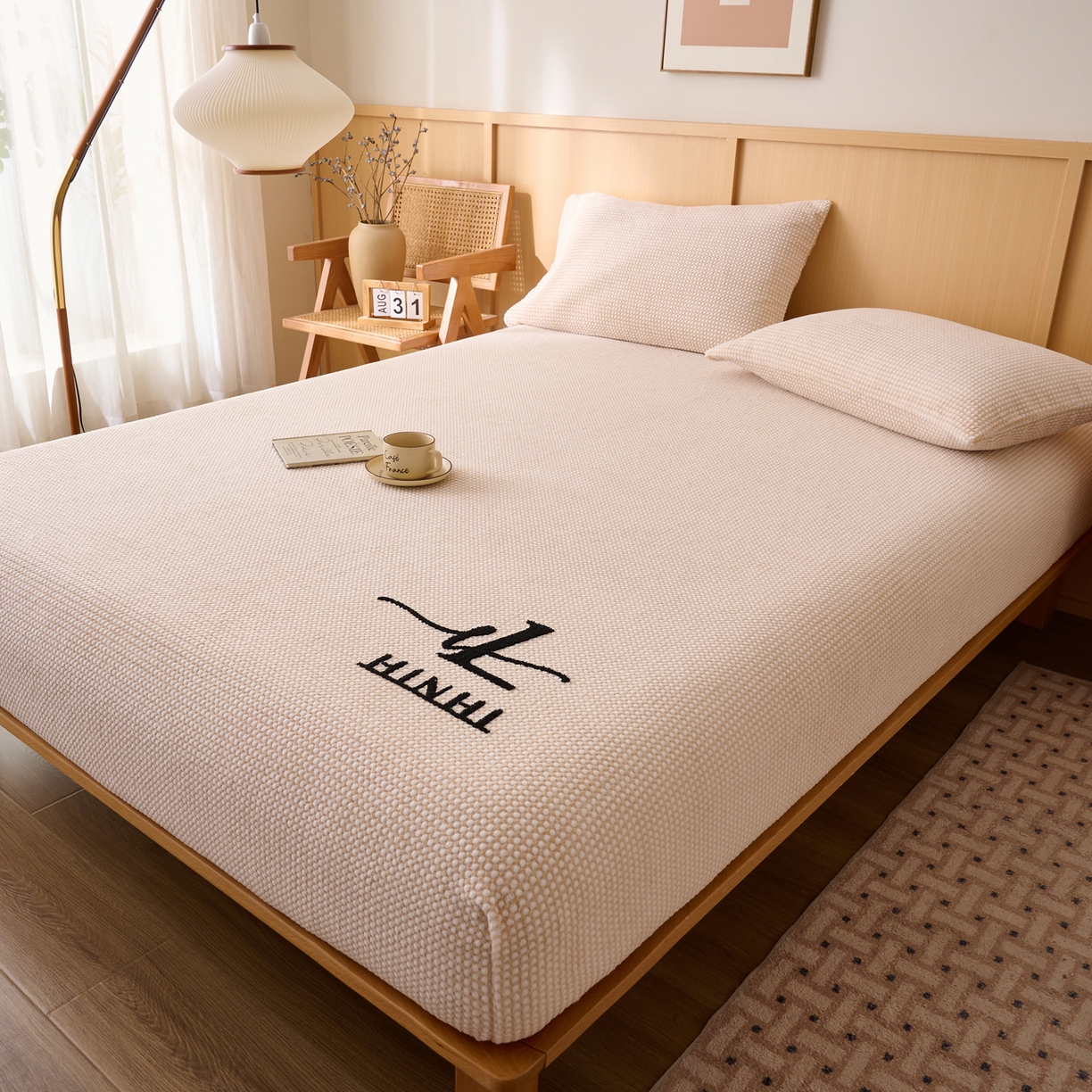 91家纺网 家纺一手货源 找家纺 早晨家纺 2025新款深蓝款高克重牛奶绒阳离子提花单床笠 深蓝-黄