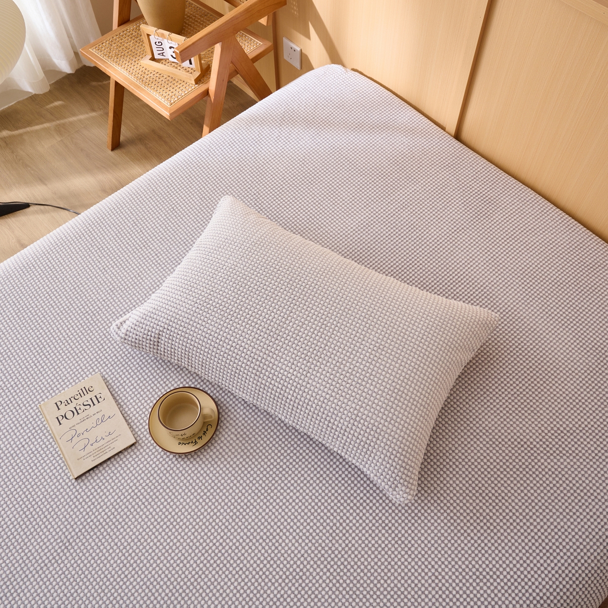 91家纺网 家纺一手货源 找家纺 （总）早晨家纺 2025新款深蓝款高克重牛奶绒阳离子提花单床笠